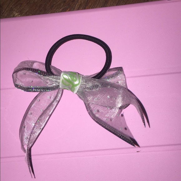 Cheer/Softball Bows!! - Picture 3 of 3